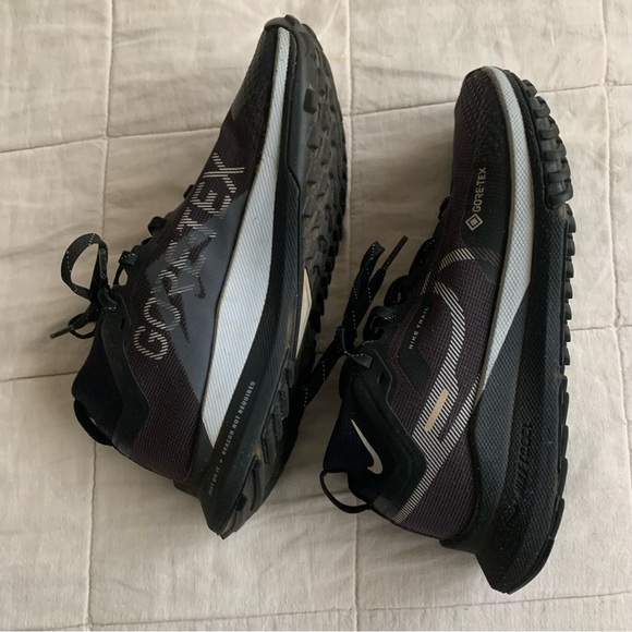 Nike Pegasus Trail 4 Goretex Women’s Size 6 - Picture 2 of 7